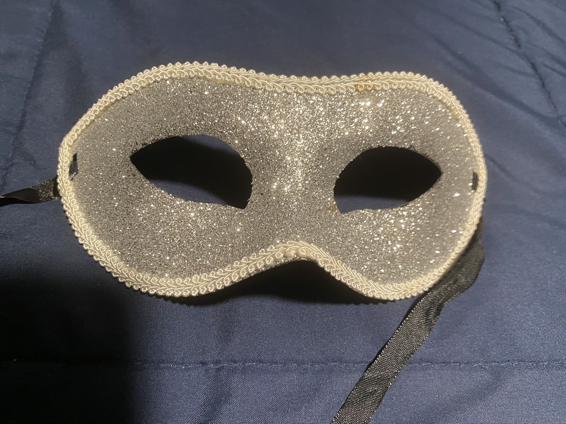 Masquerade mask