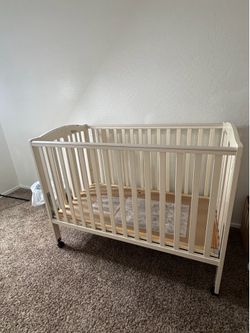 Crib and mattress