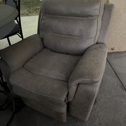 Recliner Couch 