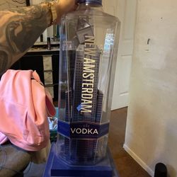 New Amsterdam Vodka Bar Decor