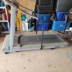 Pacemaster Running Machine 
