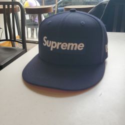 Supreme Hat Size 7.5