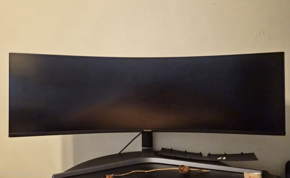 Used Samsung 49inch Curved Monitor C49HG90DMN