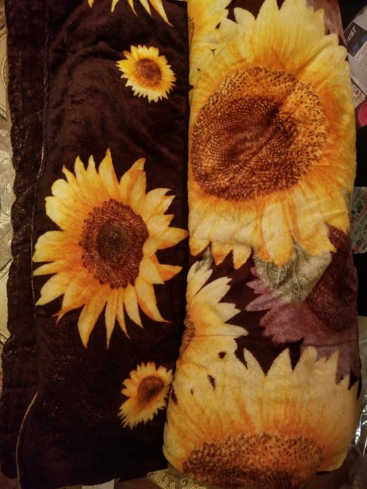 Sunflower Design Queen Size Blanket