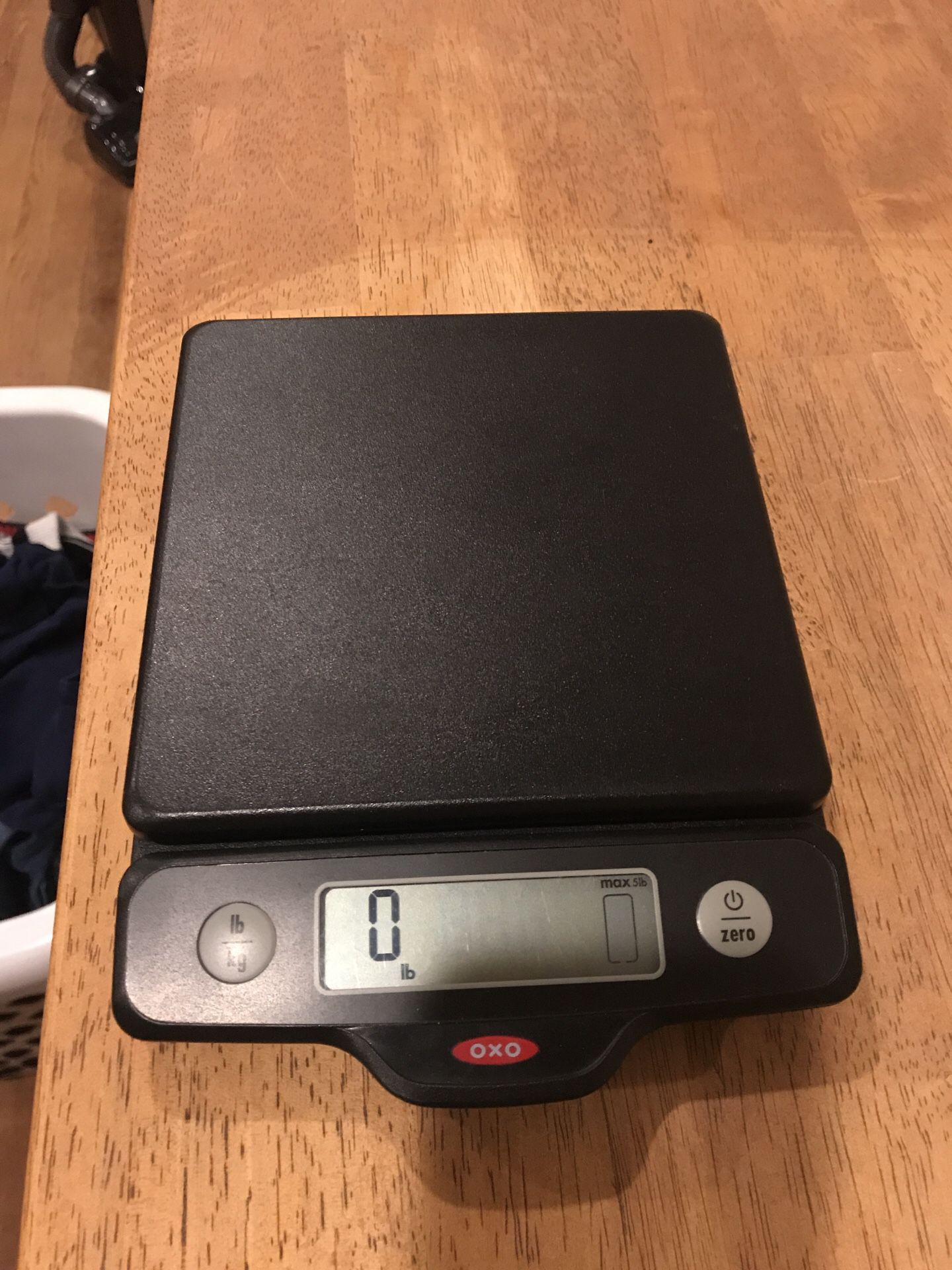 OXO Digital Kitchen/mailing. scale 5lb max