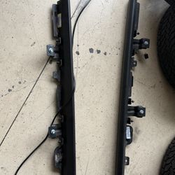2025 Jeep Gladiator Side Sills (R&L)
