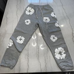 Black Denim Tears Wreath Hoodie (Adult Medium) – Excellent Condition