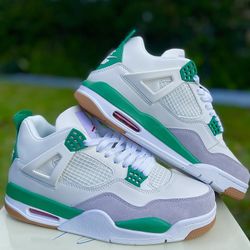 Jordan 4 ‘Pine Green’