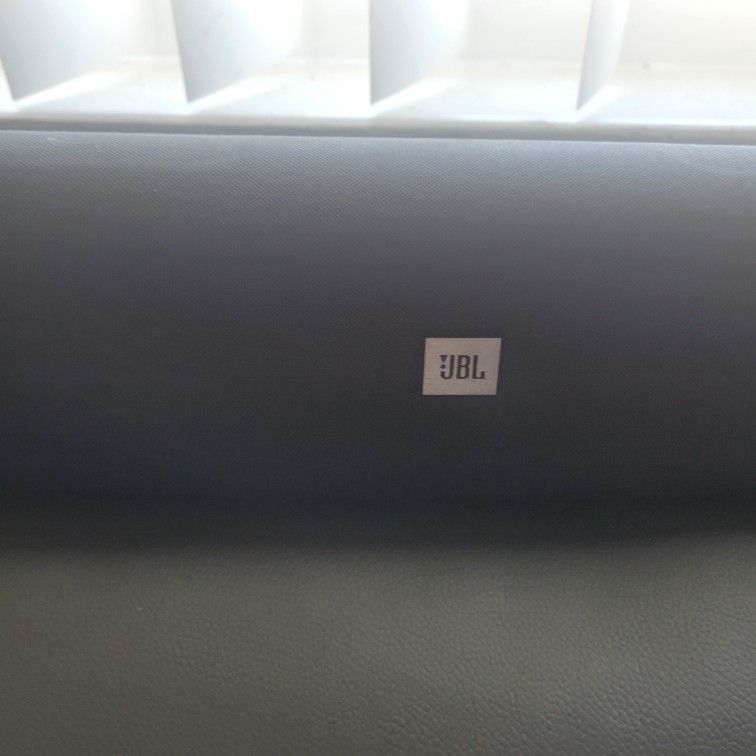 JBL Cinama SB100 Speaker