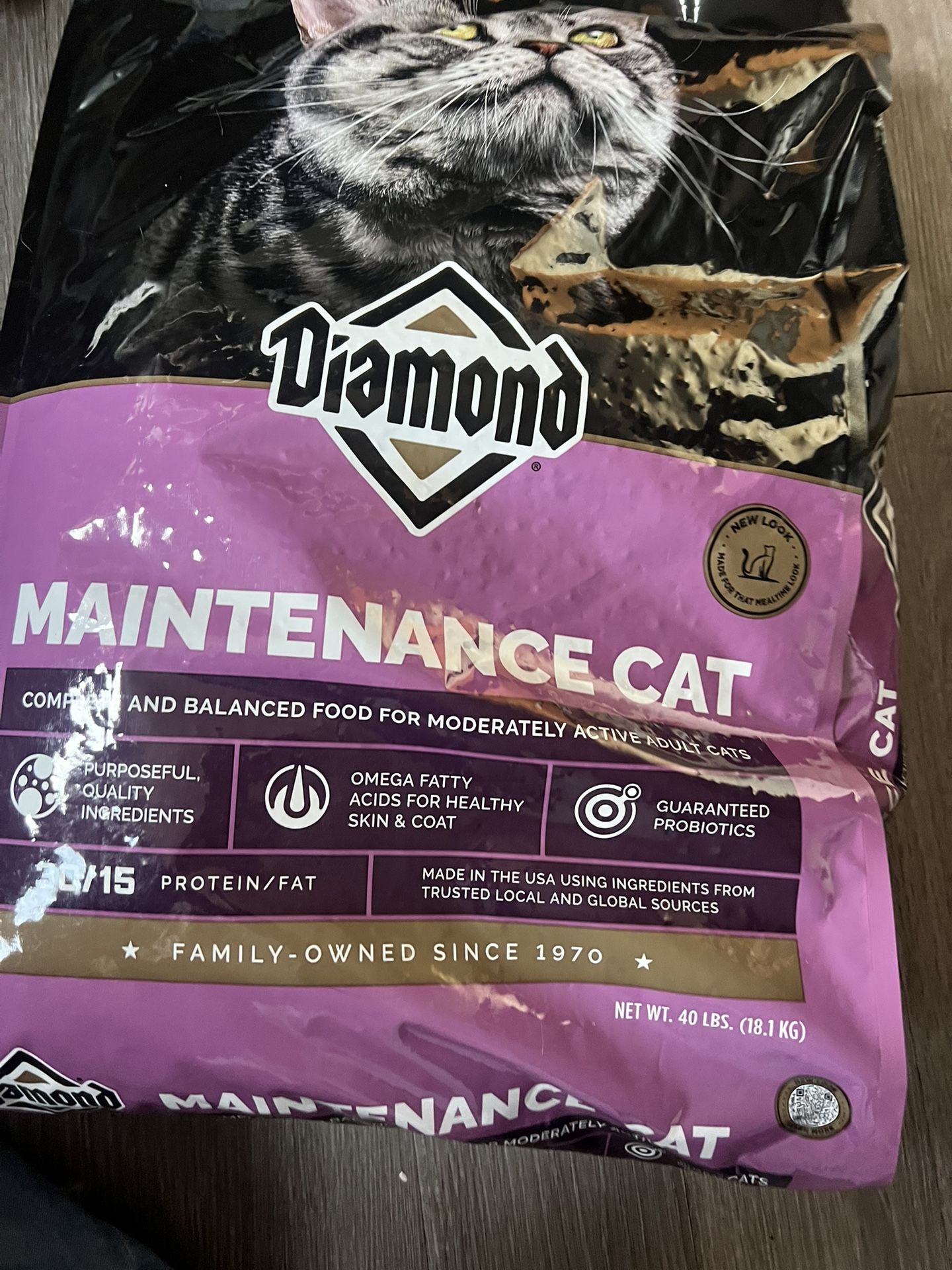 Dry Cat Food