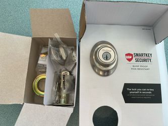 Kwikset Dakota Satin Nickel Polo Door Knob Featuring SmartKey Security