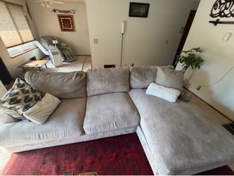 Sectional couch