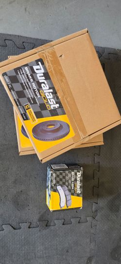 2 Brand new Honda civic rotors and brakes