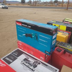 Makita

12 Amp Corded Reciprocating
Saw