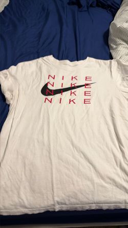 Nike Graphic T-Shirt White Red Swoosh