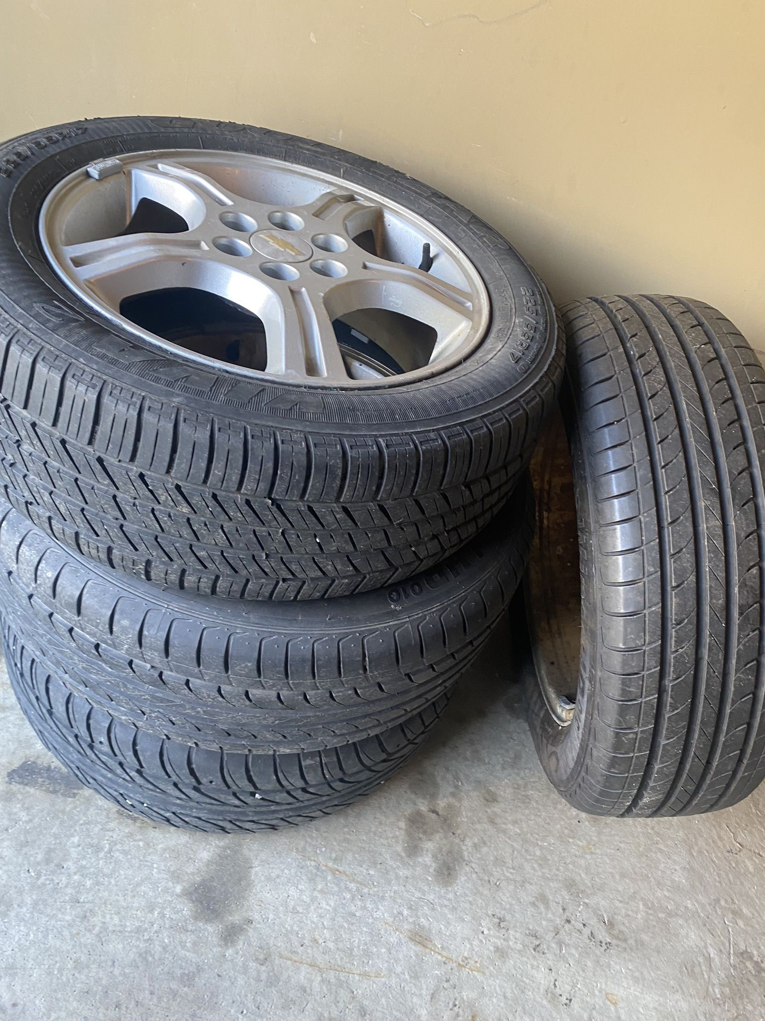 225/55/17 Tires And Rims