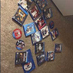 PS4+3 Controllers+Games