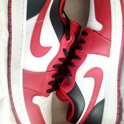 Air Jordan 1 Low White Gym Red Black Mens 12 Brand New