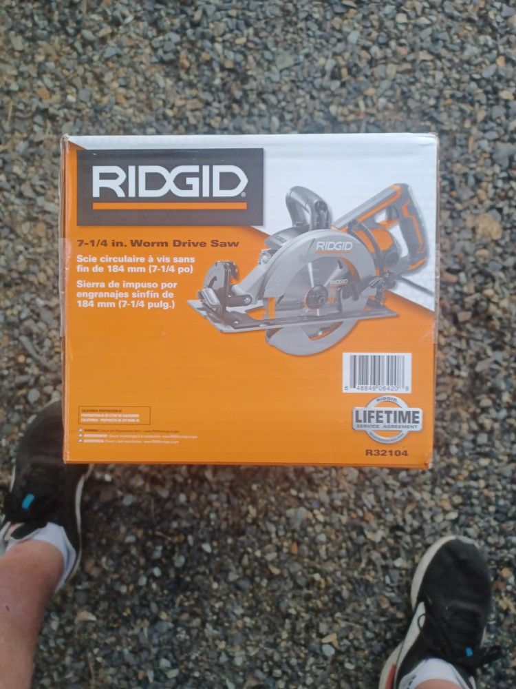 RIGID 71/4" WORM DRIVE SAW