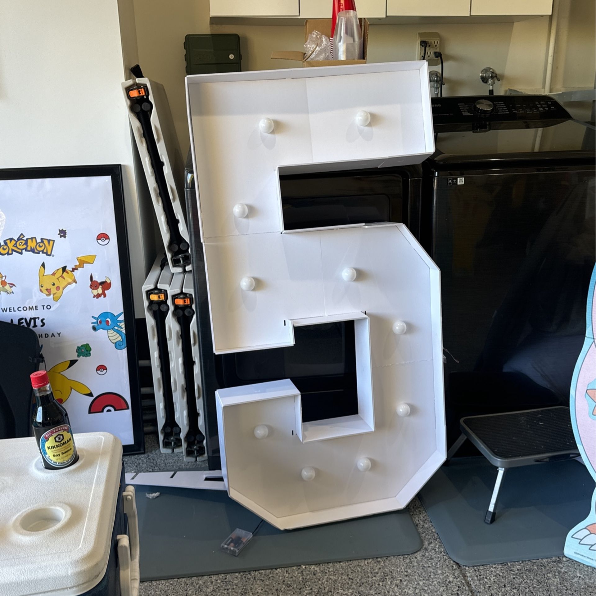 Number 5 Light Up Sign