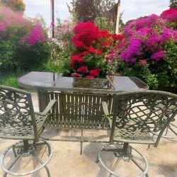 Patio Bar Metal With Amber Beautiful Thick Glass Top 