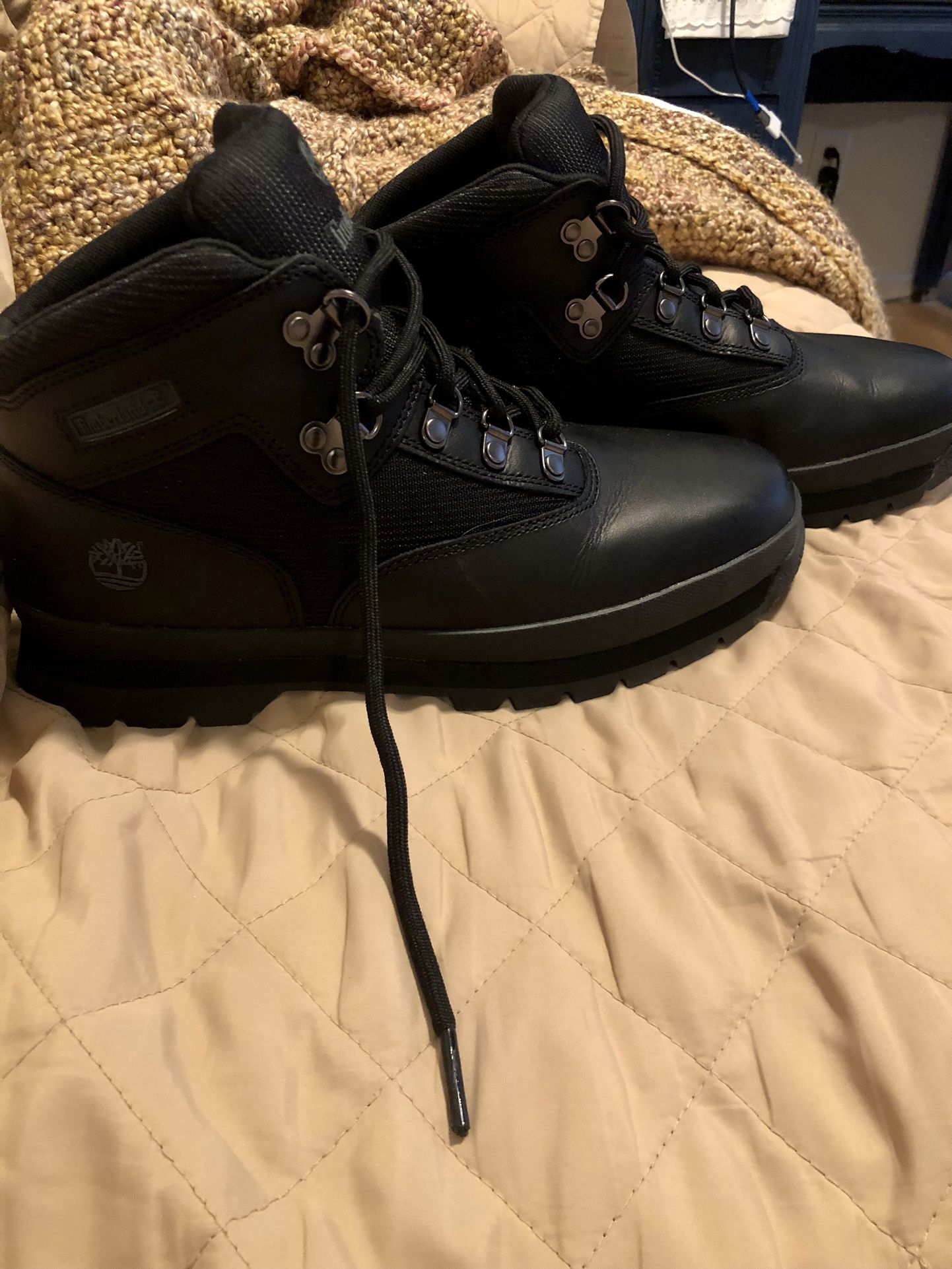 Timberlands Size 6.5 Men’s Black And 8.5 Women’s