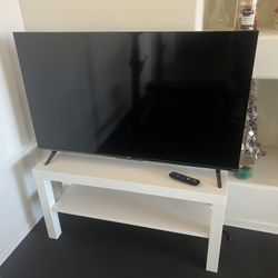 43 Inch TLC Roku TV With TV Stand
