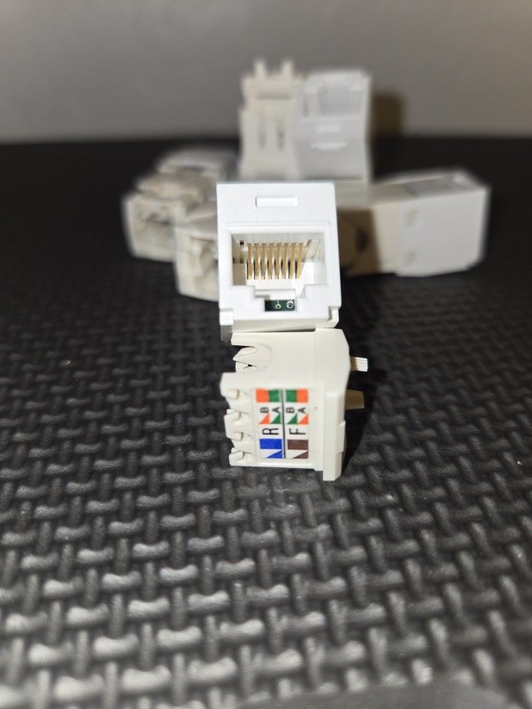 50 Panduit Cat6 Minicom Jacks