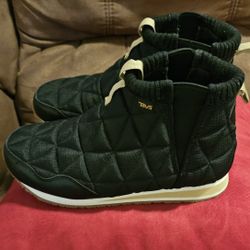 Teva Women's Reember Mid Lightweight Comfortable Outdoor Indoor Slip-on Shoes

Size 10 100 Retail 