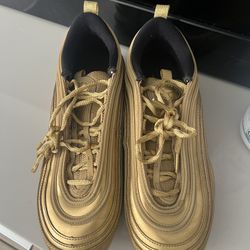 Gold (limited Edition) Nike airmax 
