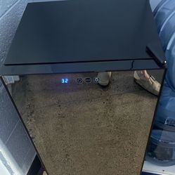 Magic Chef Wine Cooler