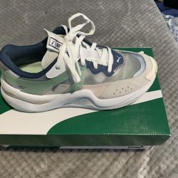 Women’s Puma Sneakers 