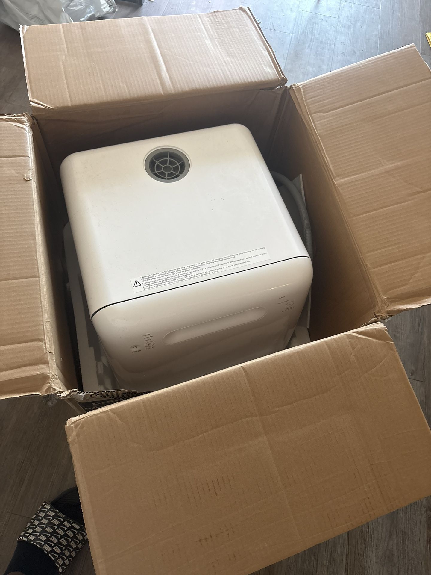 Midea Counter Top Portable Dishwasher