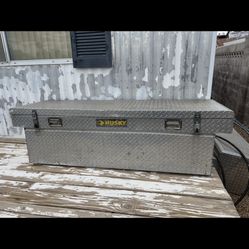 Husky Took Box