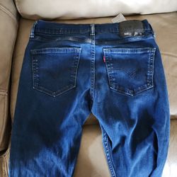 Levi 510 Skinny Jeans