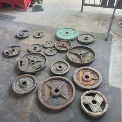 Weights 50 Cents A Pound There’s Over 300lbs