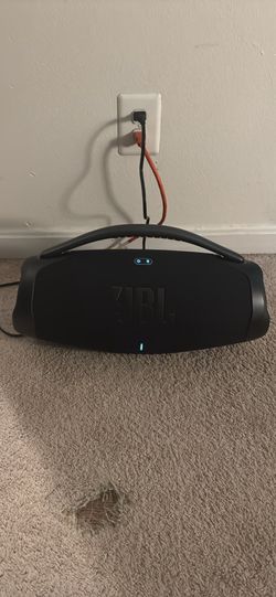 JBL BoomBox 3