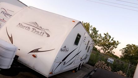 2009 heartland 31 qbs 8,500 obo message me for more pics