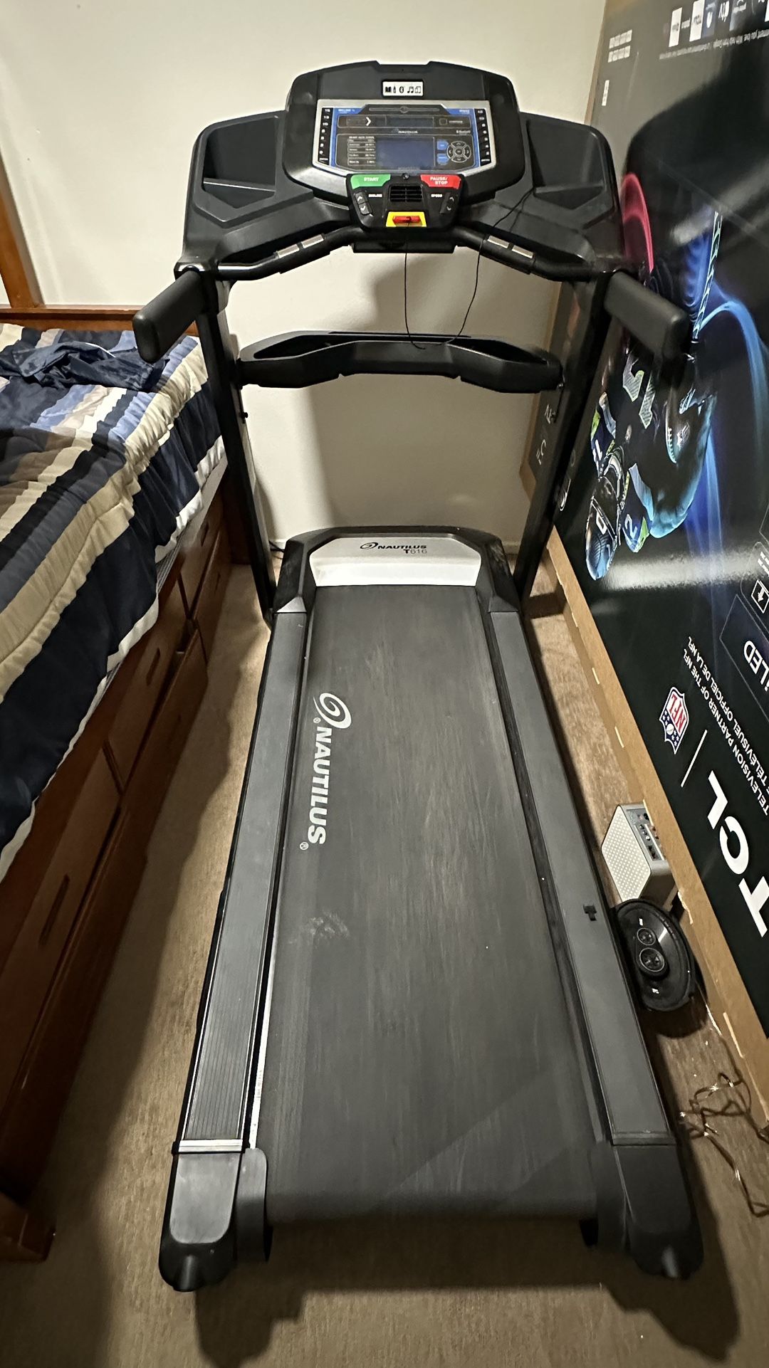 Nautilus T616 Treadmill - Black