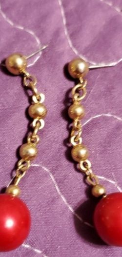 Avon Red Dangle Earrings