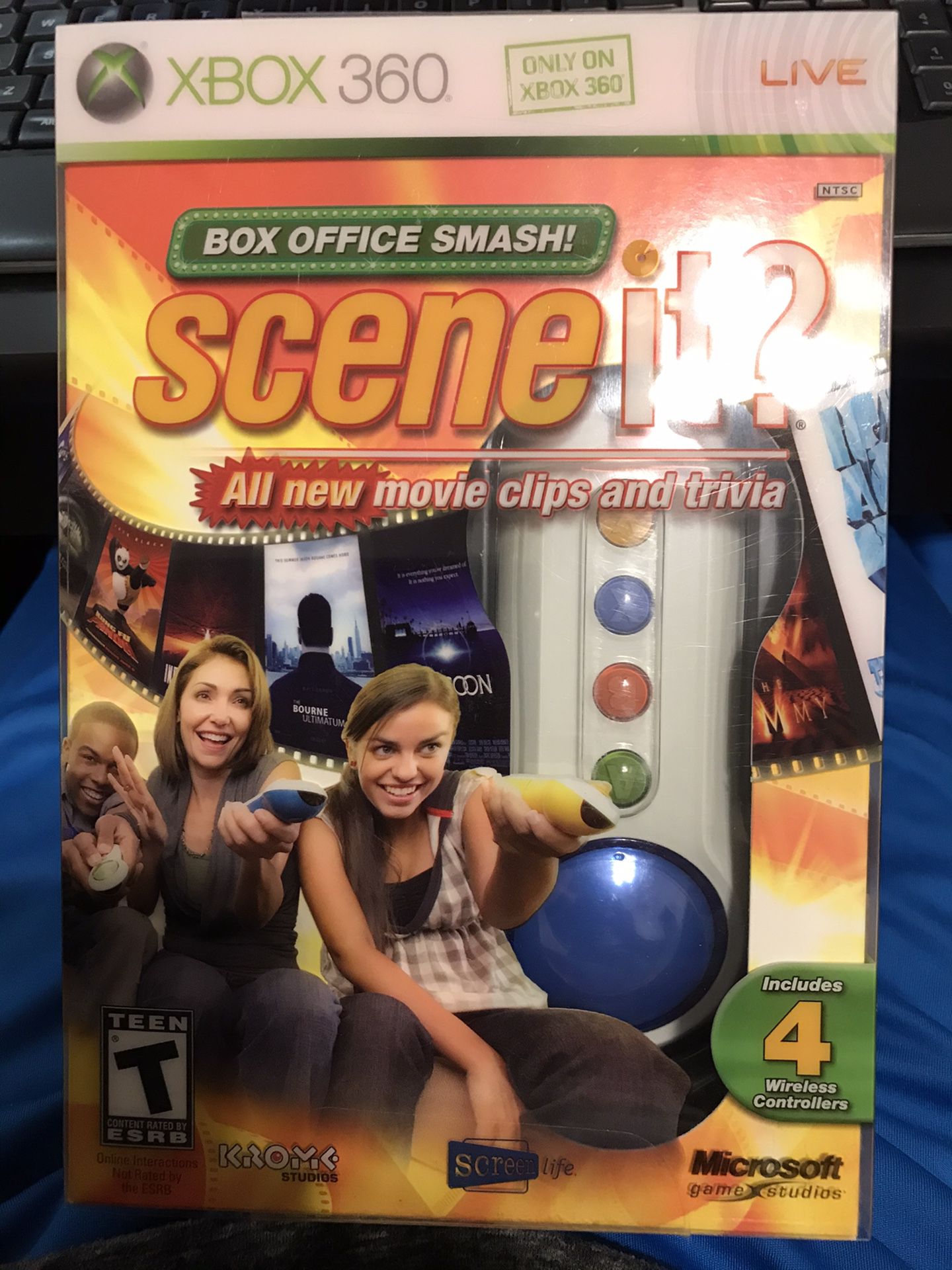 Xbox Scene it game bundle with 4 controllers