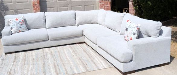 XL Grey L-Shaped Sectional Couch, DELIVERY AVAILABLE!!