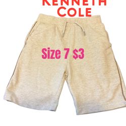 KENNETH COLE SHORT KIDS SIZE 7 GREAT CONDITION ❤️M14 010326