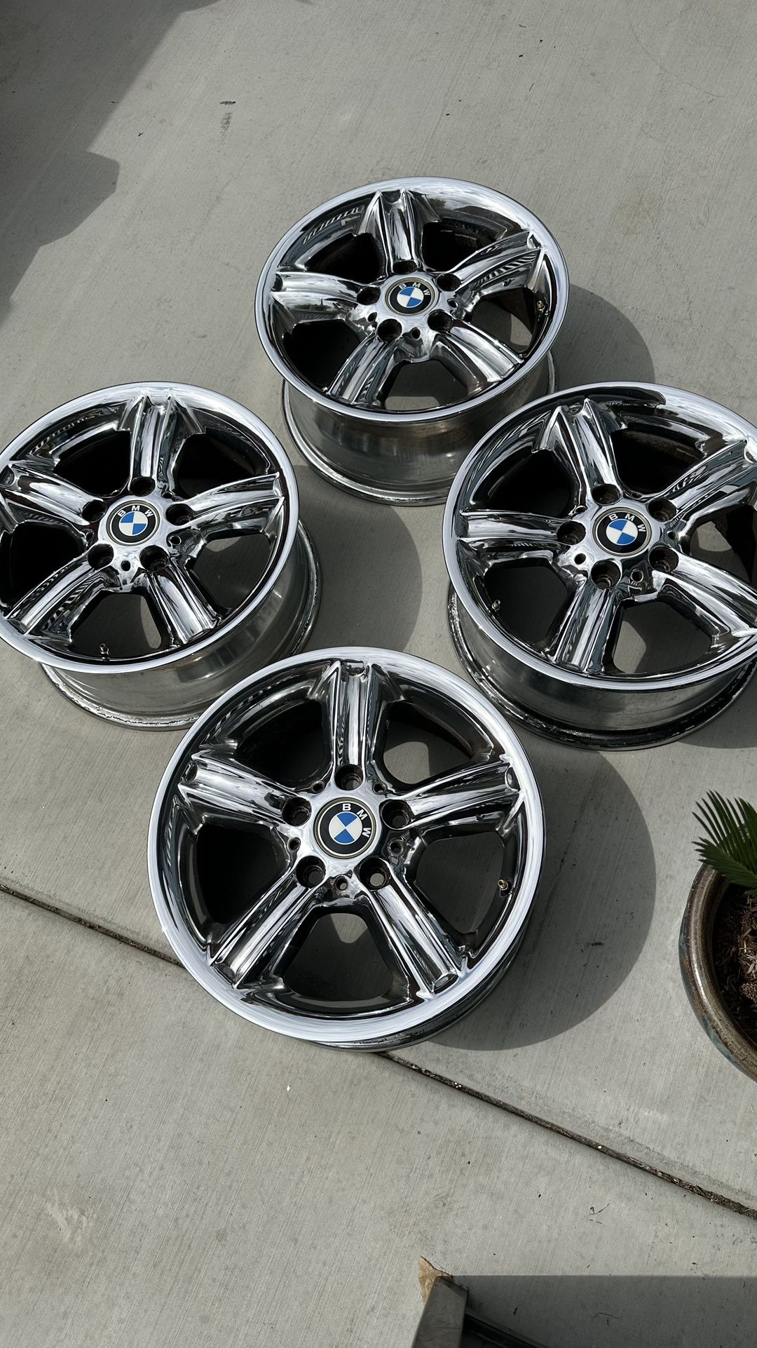 BMW Z-3 17” Chrome Rims