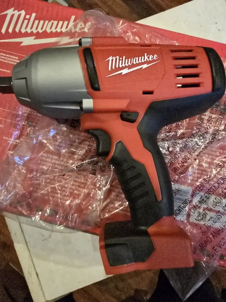 Milwaukee 1/2 Impact Wrench