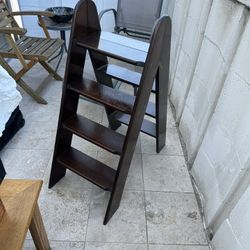 18th Century English Style Mahogany Brass Steps