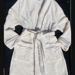 Liz Claiborne Womens Soft Plush Ivory Robe Short Off White Housecoat Bathrobe Size L. Mother’s Day Gift