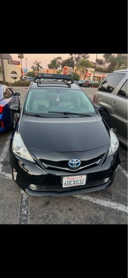 2012 Toyota Prius V