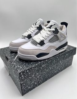 Jordan 4 Military black