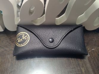 Rayban Case With Wipe 
